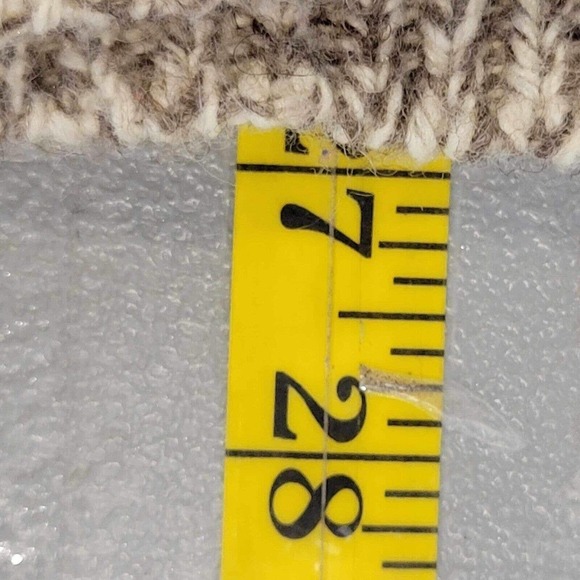 Eddie Bauer Vintage Large Beige Heather Wool ? Chunky Knit Sweater - Picture 8 of 8